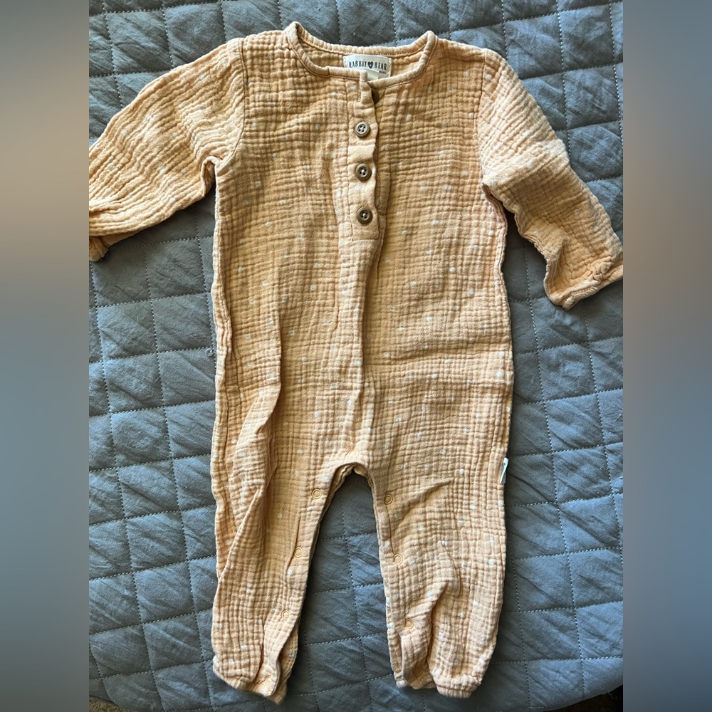 Rabbit bear one piece size 12 months